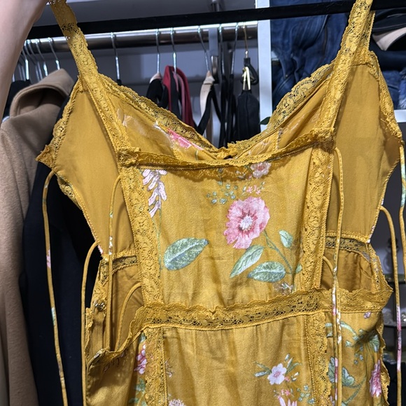 Golden Yellow Floral Wedding Guest Dress Small - Picture 10 of 16